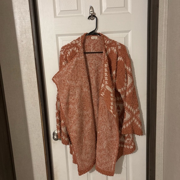 Three Bird Nest POL Warm Terracotta Patterned Cardigan - Picture 2 of 4